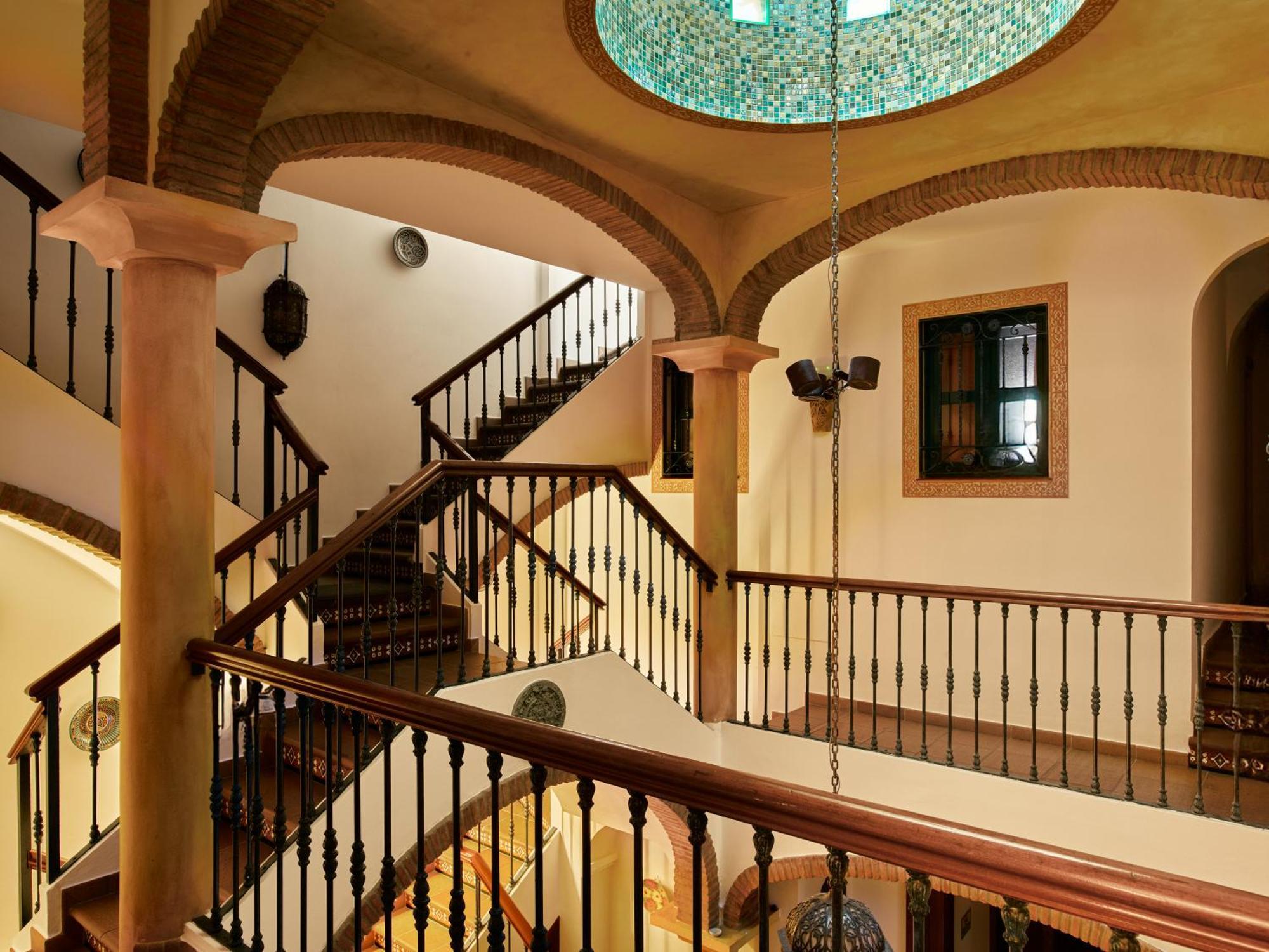 Apartamentos Turisticos Casa De La Borrega إِستيبونا المظهر الخارجي الصورة